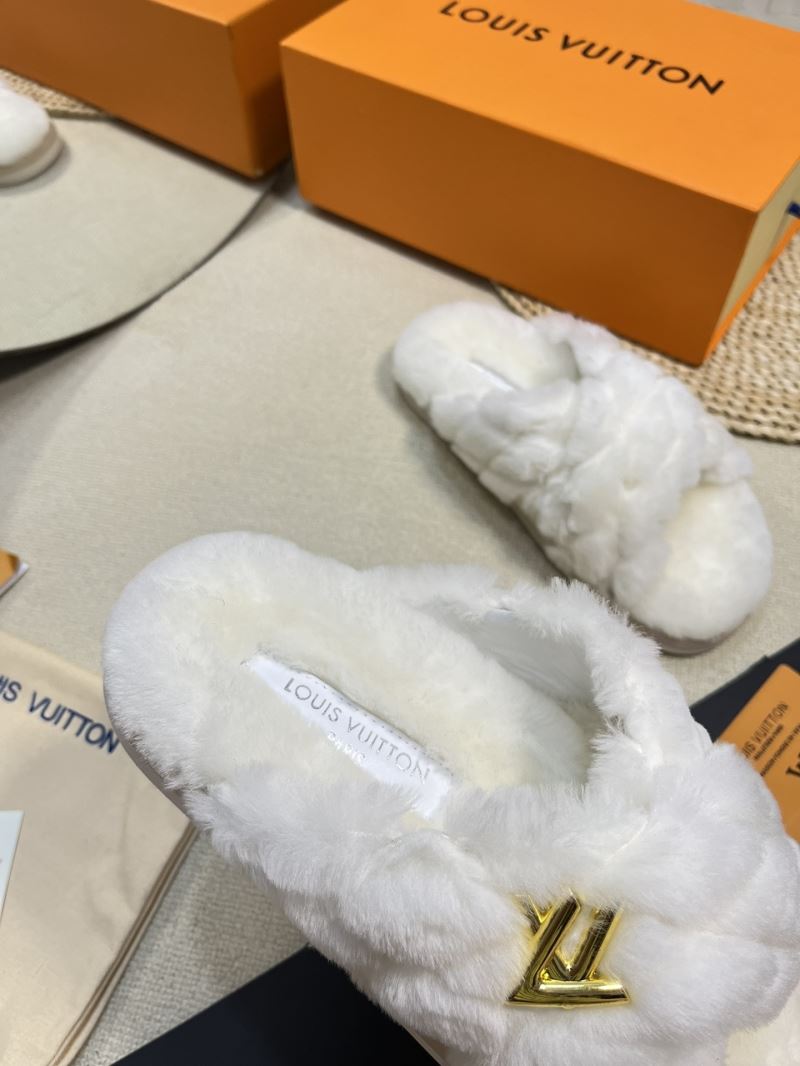 Louis Vuitton Slippers